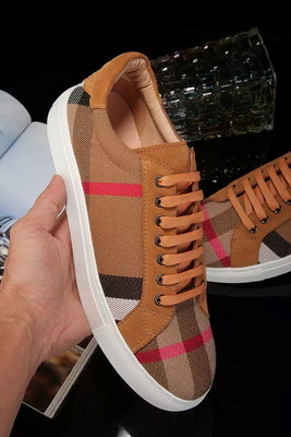 Burberry Fashion Men Sneakers--032